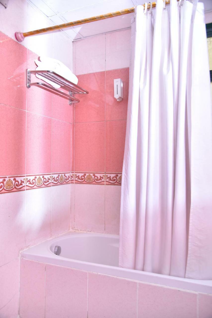קהיר Royal Pyramids Hotel מראה חיצוני תמונה
