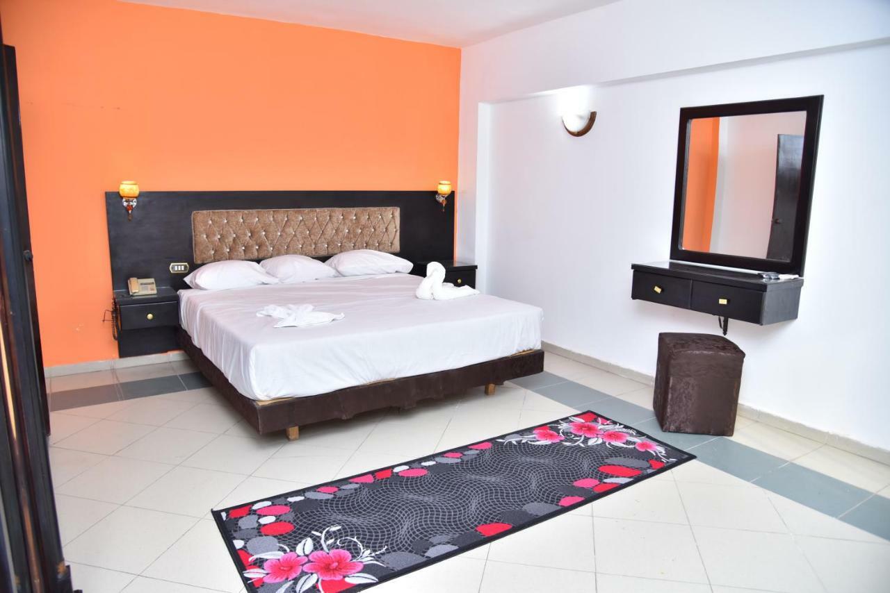 קהיר Royal Pyramids Hotel מראה חיצוני תמונה
